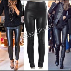 Black Leather leggings🖤